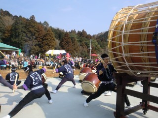 大迫力の太鼓祭り