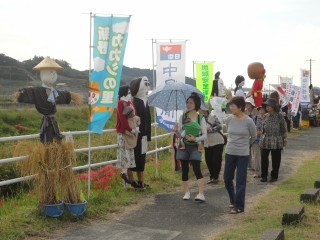 新野のカカシ祭り