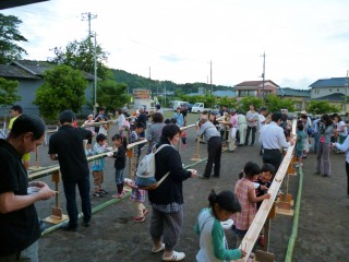 風流な流しそうめんを体験