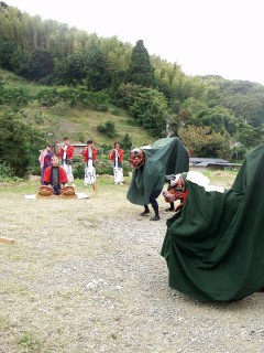 伝統文化の一つ 大賀茂山神社神楽の舞