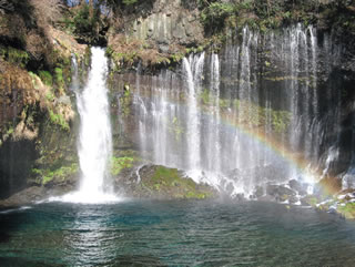 名瀑「白糸の滝」