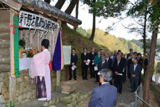 新野左馬助公献茶祭