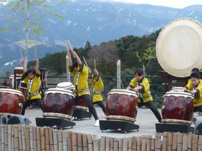 伊豆月ヶ瀬梅林祭り