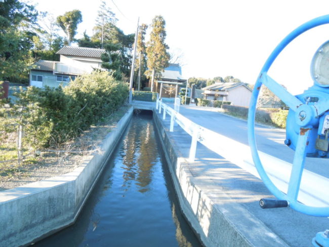 井之宮神社と嶺田用水